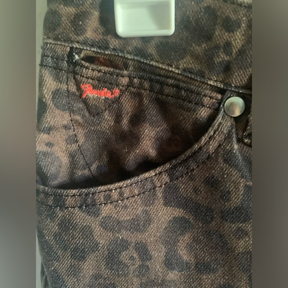 Wrangler X Fender leopard print jean - Picture 3 of 5